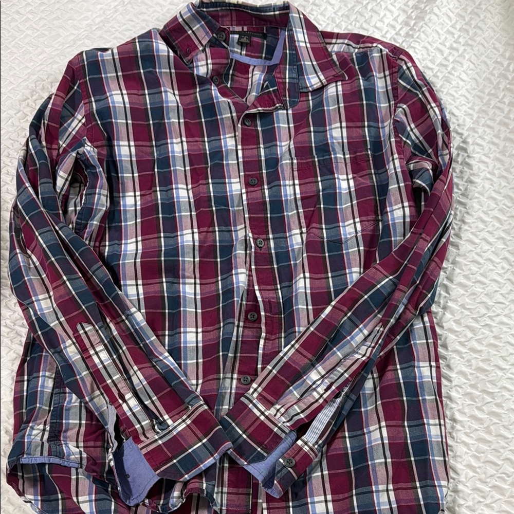 Banana Republic Red and Blue Casual Button Down Shirt